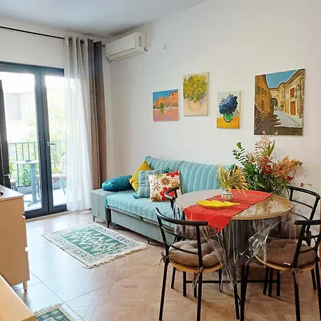 Daire Mimoza's Apartment- In The Center Near The Pyramid *
