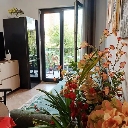Daire Mimoza's Apartment- In The Center Near The Pyramid *